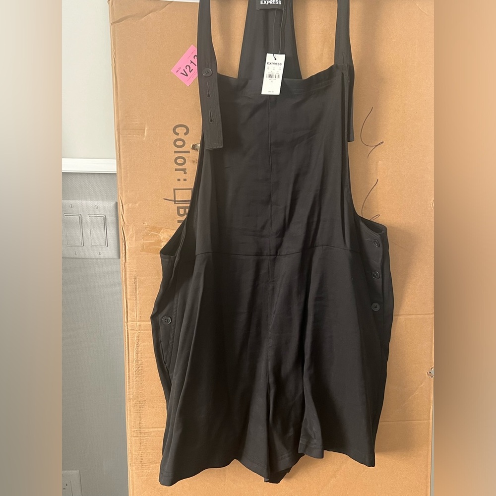 Express new black overalls with adjustable button strap